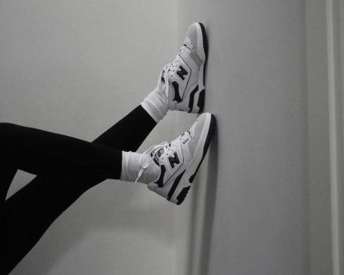 New balance 550 Sea Salt Black for her