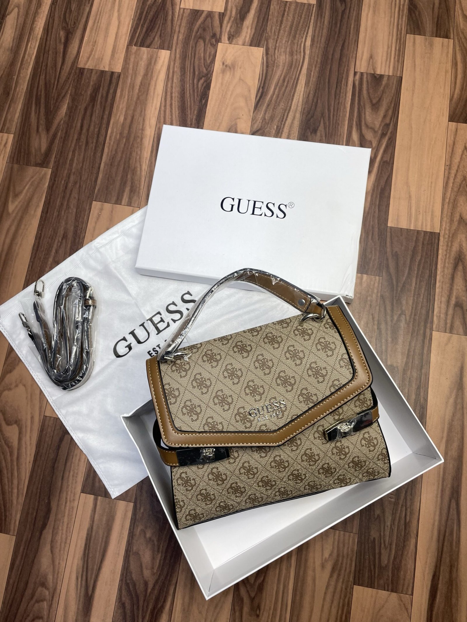 GUESS Zadie Logo Top Handle Flap Bag Powder Logo With Og box 303(BR)