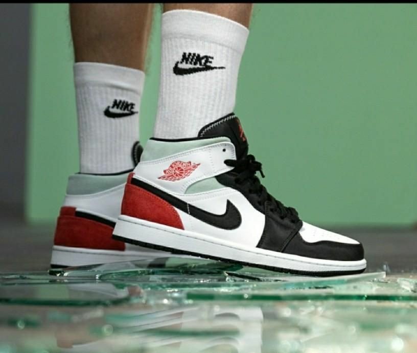 air jordan 1 mid se union black toe