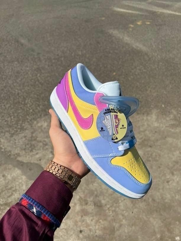 air jordan 1 low uv active colour fix