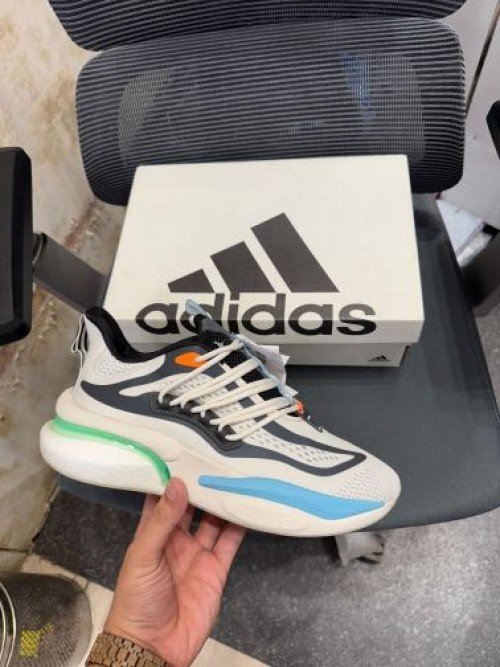 Adidass Alphaboost V1