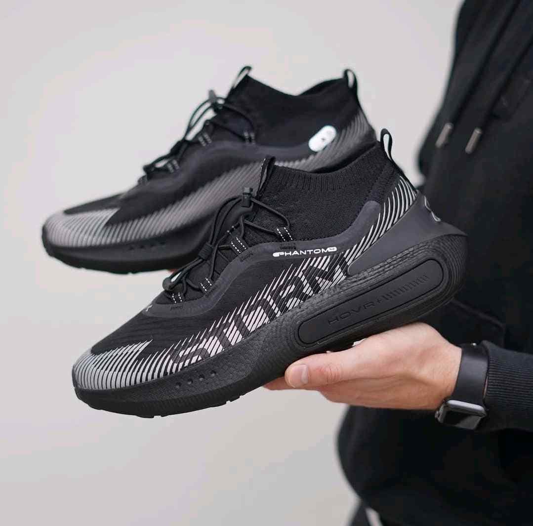 Under armourr Phantom 4 Strome Black