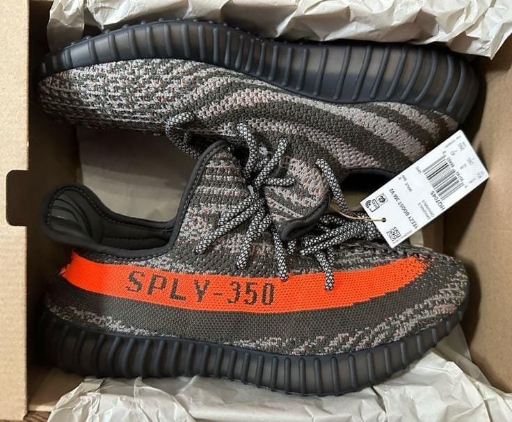 Yeezy 350 Carbon Beluga