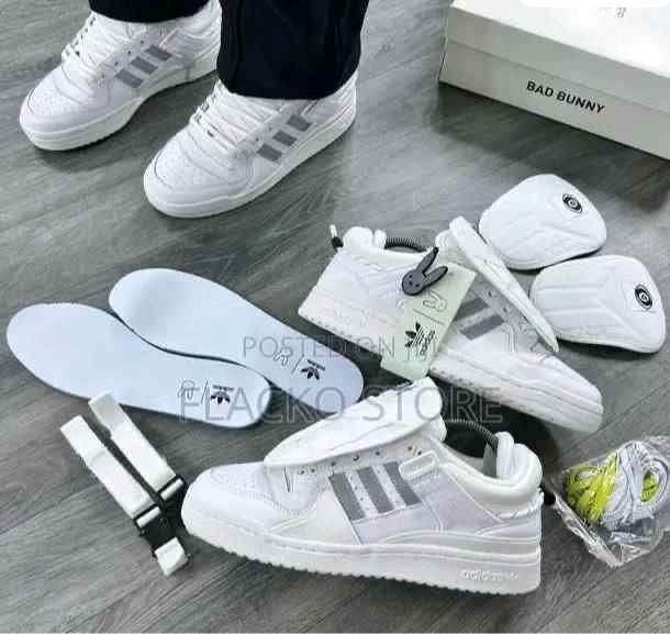 Adida s Bad Bunny White (700