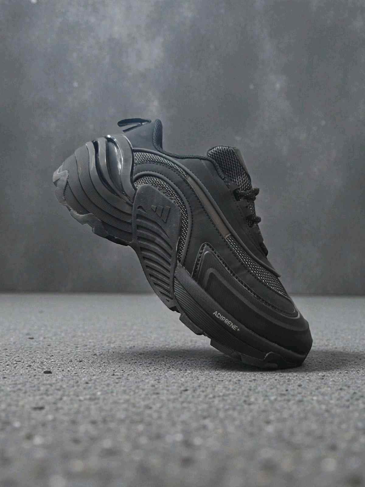 Adidass Wonder Runner Turbo FOS Black