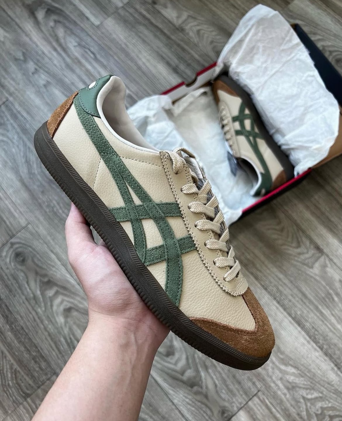 tokuten beige grass green