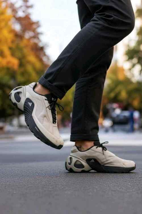 Adidass Wonder Runner Beige BlackAdidass Wonder Runner Beige Black