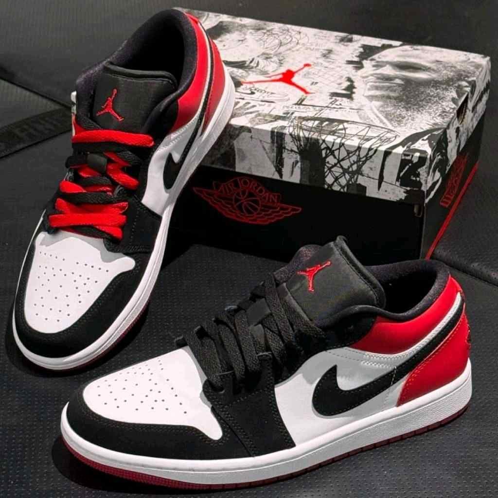 Air Jordan 1 Low Black Toe semi ua 2025 467
