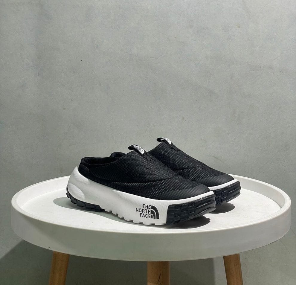 _The_North_Face Never Stop Mule Black White