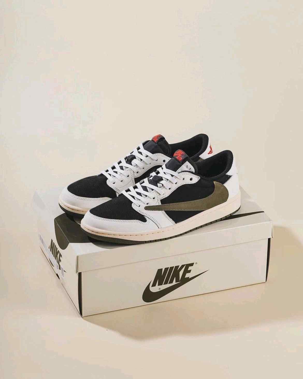 Jordan 1 Low X Travis Scott Olive Semi UA Fix 939