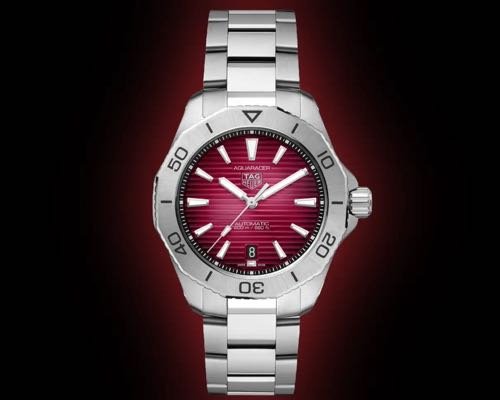 Tag Heuer Aquaracer Professional 200 Red